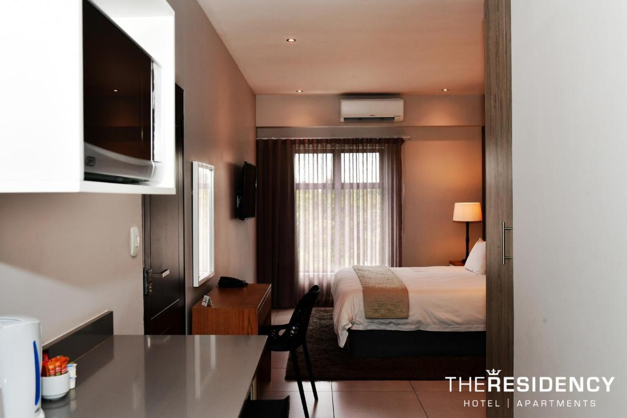 Mint Hotel Rosebank Johannesburg Exterior photo